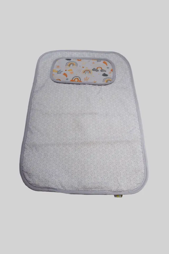 Bebek Alt Açma Minderi Bakım Pedi Örtüsü Gökkuşağı Desen