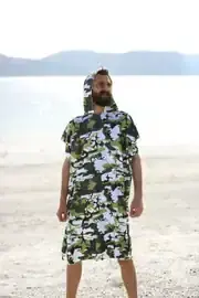 Yeşil Desen Baskılı Su Sporları Pançosu