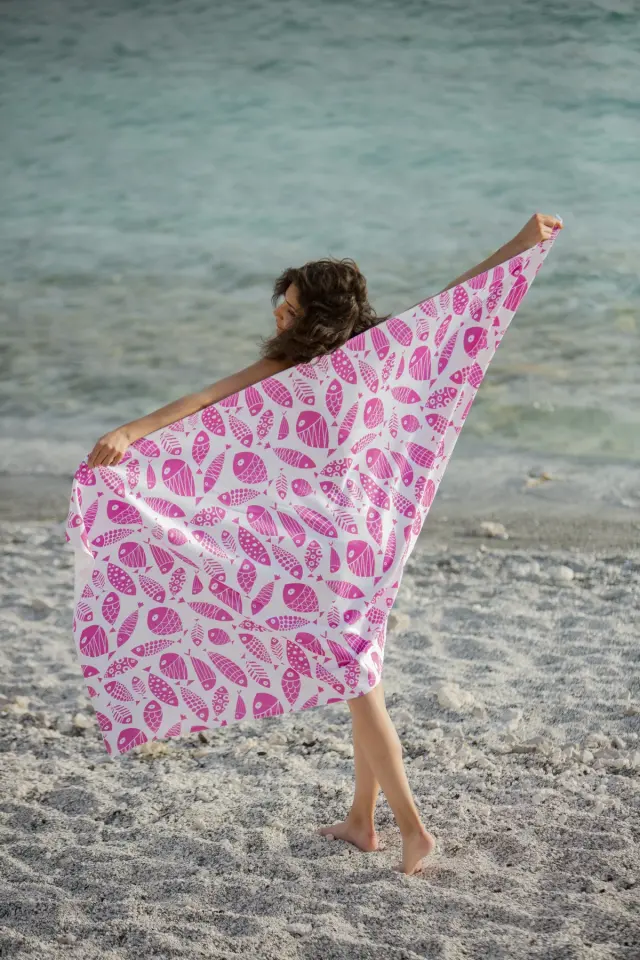 PEMBE BALIK DESENLİ PLAJ HAVLUSU pembe beyaz - 70 x 140