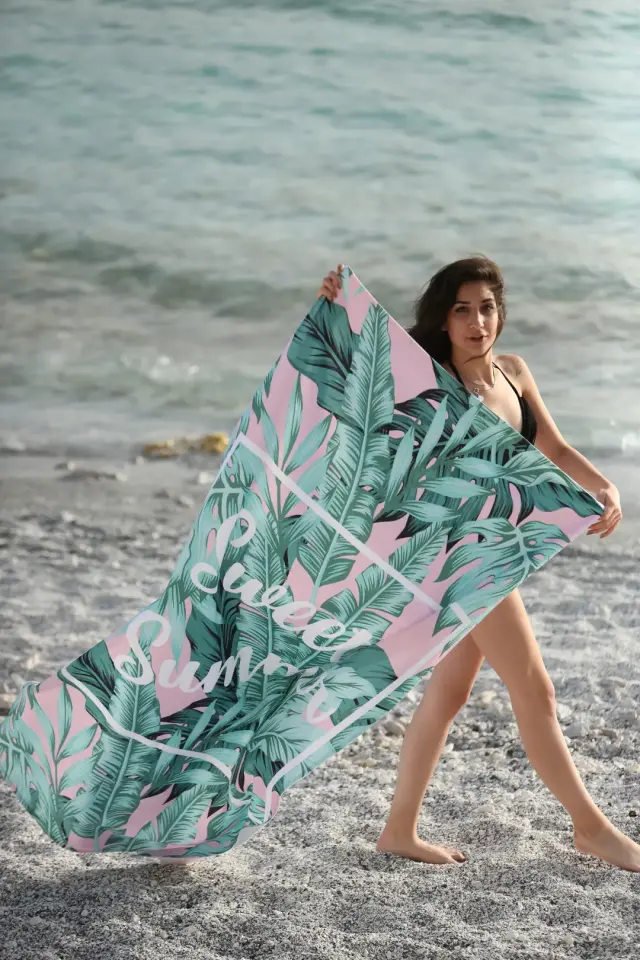 Sweet Summer Yaprak Desenli Plaj Havlusu 70x140cm pembe - 70 x 140