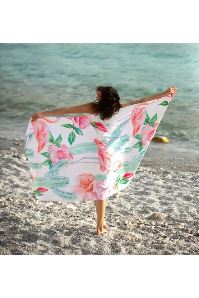 Pembe Çiçek Deseni Plaj Havlusu